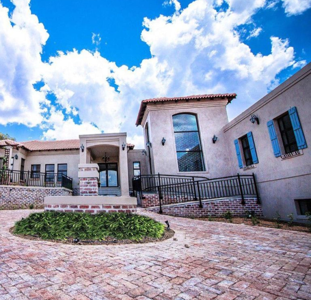 Couples Pont De Val Escape For 2