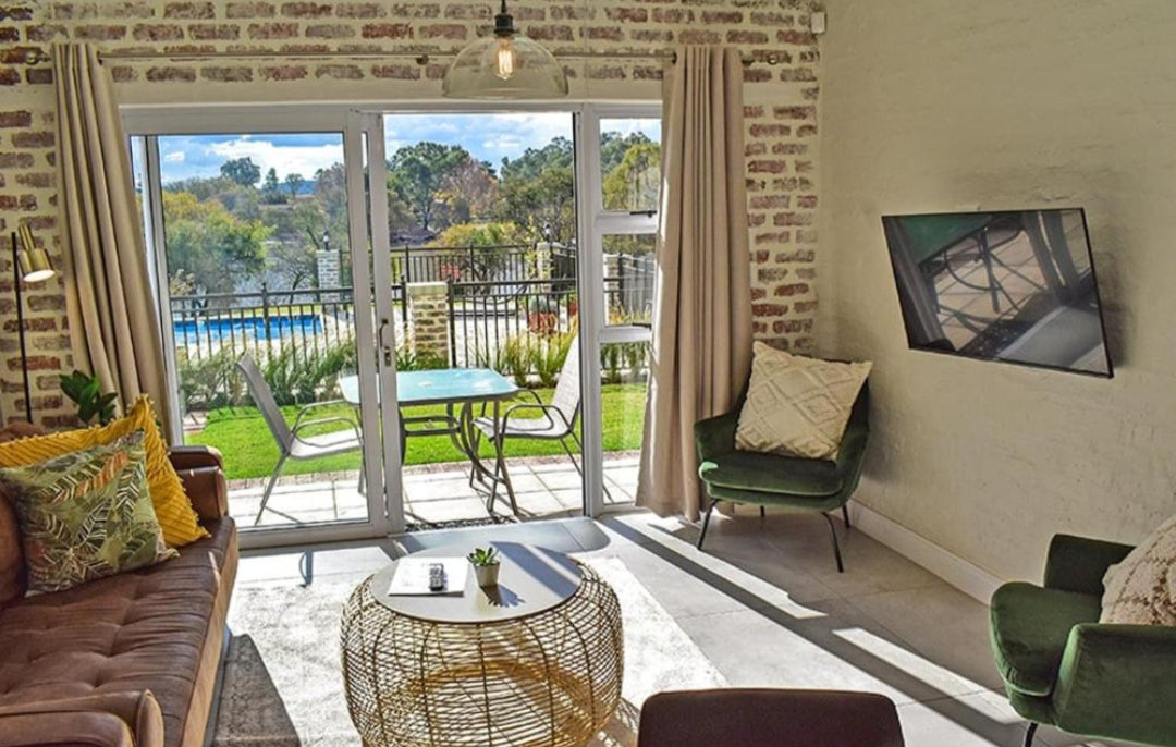 Couples Pont De Val Escape For 2